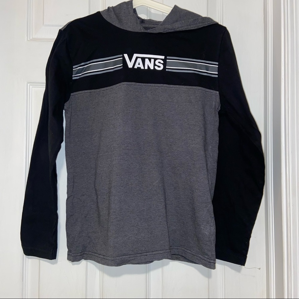 NWOT Vans long sleeve hoodie t shirt. Boys L